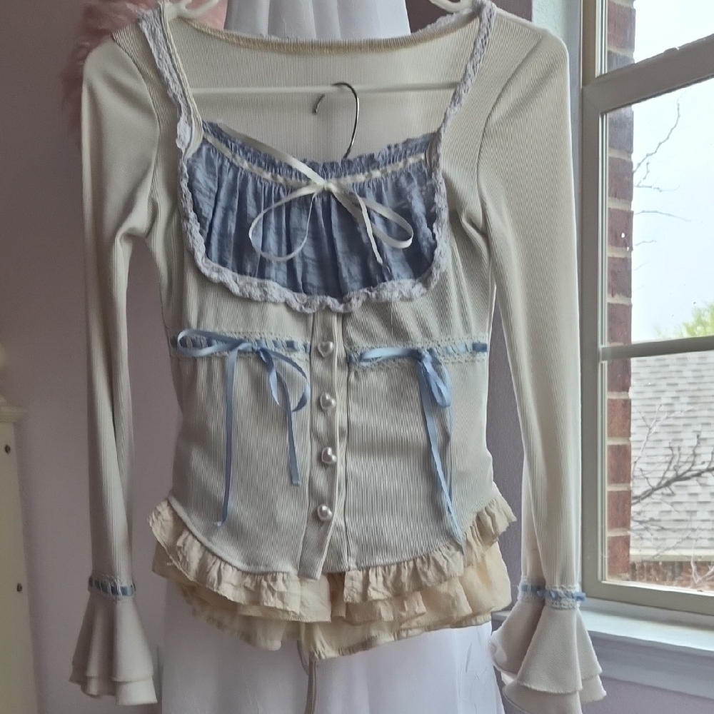 Elegant Cream and Blue Set